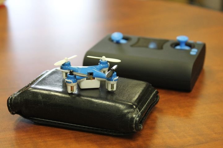 wallet-drone-3
